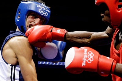 ��� �� ��������� ��������� ����� ����������� ����������� ������� ������� (Rasheed Olawale) � �������� �� ������� �������� ���������� (Hrachik Javakhyan)